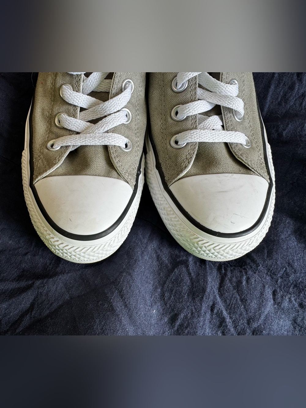 Converse All Star Low Top Sneakers Gray & White Womens Size 9 - Picture 7 of 8